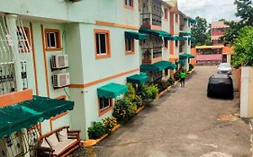 ApartaHotel Dona Reyna Alojamientos en Santo Domingo a 5 min de Aeropuerto Internacional Las Américas